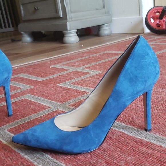 Blue suede shoes - Picture 3 of 6
